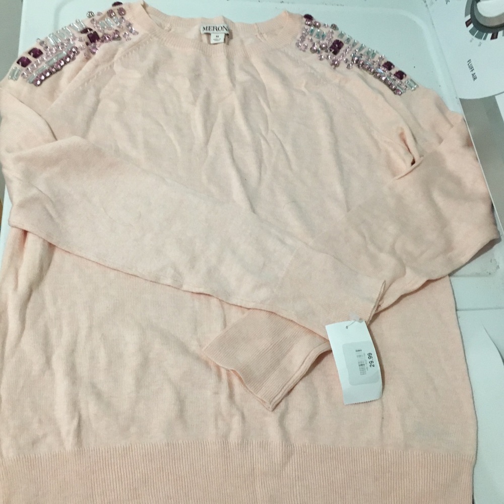 Merona pink sweater with jewel. NWT. MEDIUM